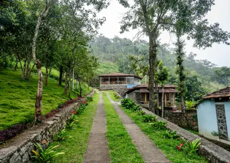 Discover the Perfect Getaway: Zacs Valley – The Best Resort in Kodaikanal for Families and Couples